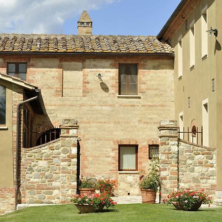 Agriturismo La Lodola كاستيلْنْوافو بيراردين المظهر الخارجي الصورة