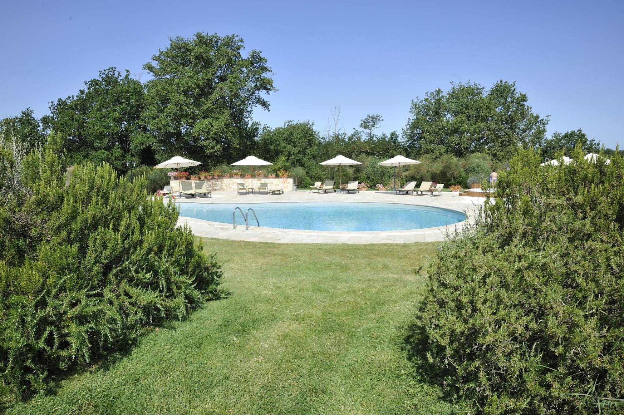 Agriturismo La Lodola كاستيلْنْوافو بيراردين المظهر الخارجي الصورة